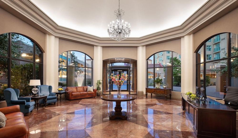 The Royal Kelowna - Bellstar Hotels & Resorts Dış mekan fotoğraf