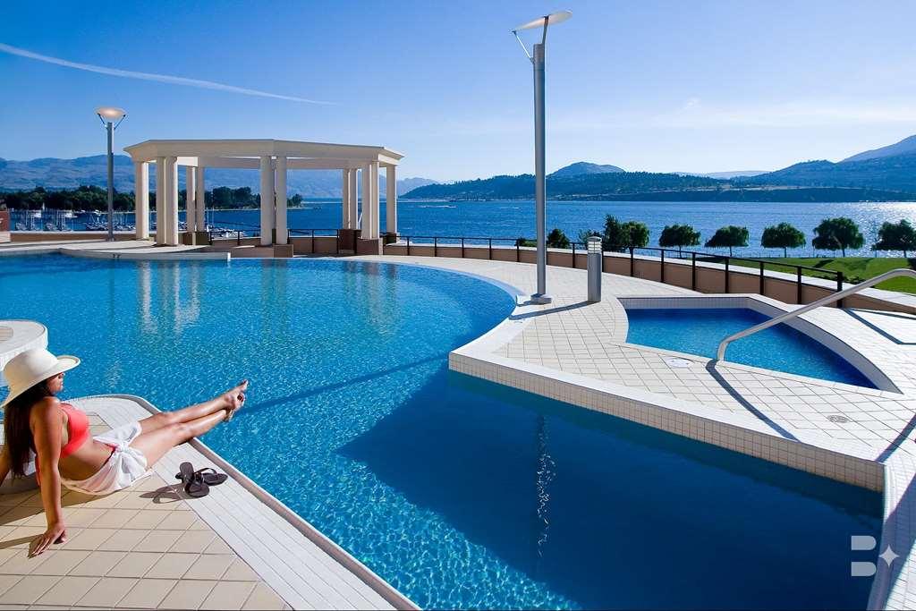 The Royal Kelowna - Bellstar Hotels & Resorts Dış mekan fotoğraf